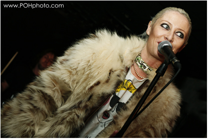 Photo of Wendy James w/Racine