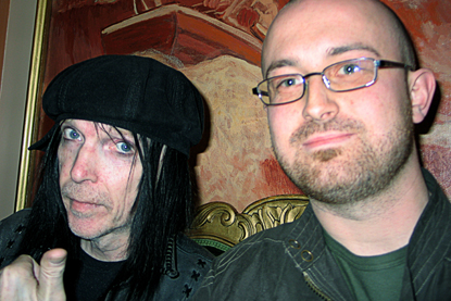 Photo of Mick Mars of MÃ¶tley CrÃ¼e