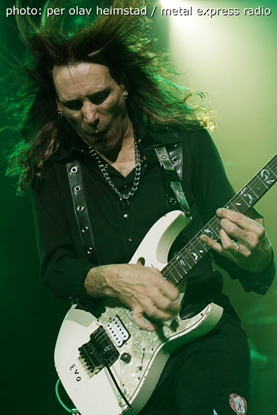 Photo of Steve Vai