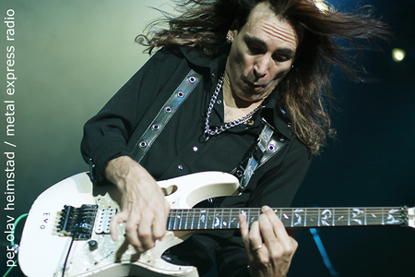 Photo of Steve Vai